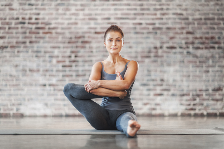 Асаны в йоге для начинающих: позы для йоги для новичков | Блог Spirit. Fitness